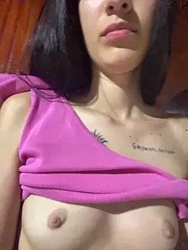 Snapshot of dianagomes2511 chatting on March 4, 4:27 am dianagomes2511 online show from March 4, 4:27 am