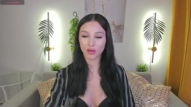 Snapshot of Erika_Flame chatting on October 11, 12:47 pm Erika Flame online show from October 11, 12:47 pm