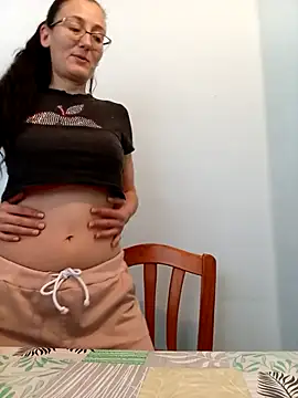 Snapshot of Anonim2026 chatting on March 20, 9:48 am Anonim2026 online show from March 20, 9:48 am