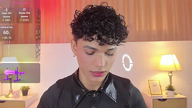 Kai riptide online show from November 23, 8:08 pm