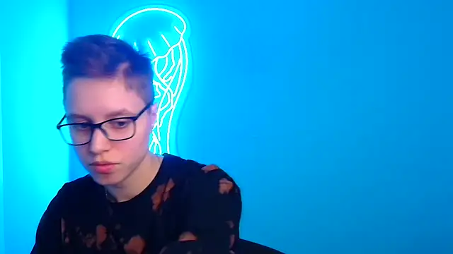 Bella Swannn online show from March 13, 6:12 pm