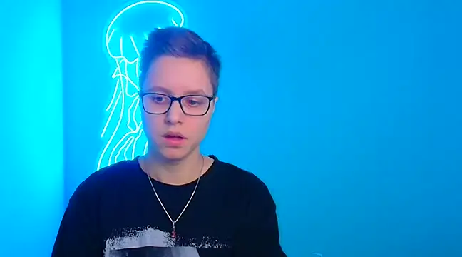 Bella Swannn online show from March 15, 6:32 pm