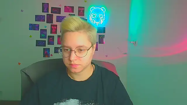 Bella Swannn online show from March 19, 5:55 am