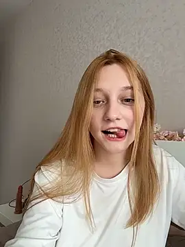 Snapshot of Bonechka chatting on July 21, 9:22 am Bonechka online show from July 21, 9:22 am