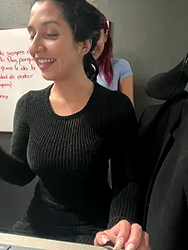 Isabella Varella online show from November 11, 12:38 pm