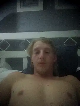 Snapshot of BlateRepulse chatting on November 30, 8:46 pm BlateRepulse online show from November 30, 8:46 pm