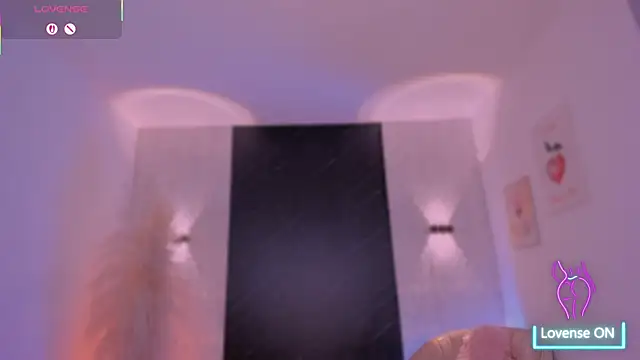 Snapshot of IvyJonesX chatting on July 9, 4:44 pm IvyJonesX online show from July 9, 4:44 pm