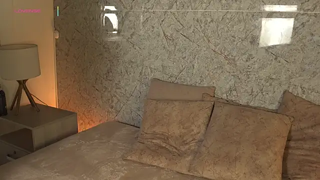 alison222  online show from February 4, 11:38 am