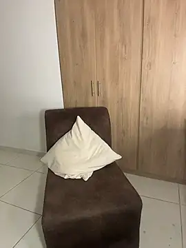 Snapshot of KittyTwerk_2 chatting on February 16, 8:05 pm KittyTwerk 2 online show from February 16, 8:05 pm