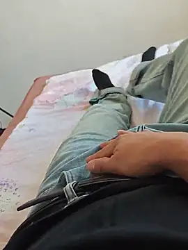 ll521521a online show from April 10, 4:39 am