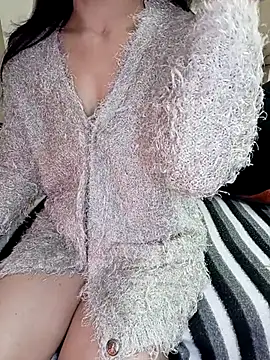 Cute-Zarina online show from January 8, 6:10 pm