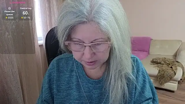 Wane Witch online show from November 2, 5:10 am