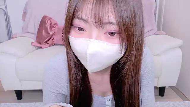 Snapshot of Ran-o0_0o chatting on April 23, 3:41 am Ran-o0 0o online show from April 23, 3:41 am