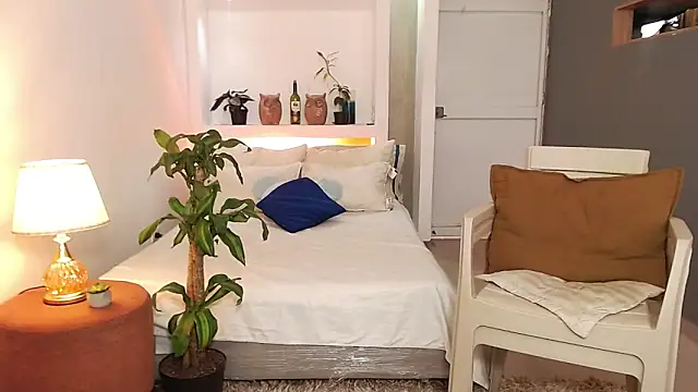 Snapshot of juanes_puthee chatting on November 10, 12:48 pm juanes puthee online show from November 10, 12:48 pm