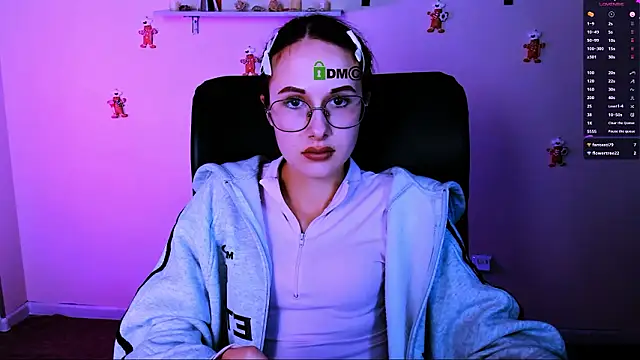 Snapshot of mona_cloud chatting on January 18, 9:29 pm mona cloud online show from January 18, 9:29 pm