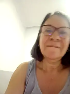 victoria wayne online show from April 11, 9:46 am