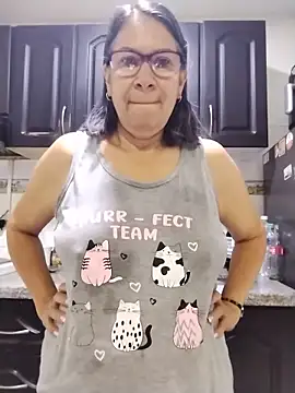 victoria wayne online show from May 28, 9:39 am