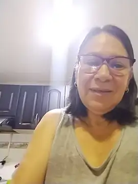 victoria wayne online show from May 30, 9:17 am