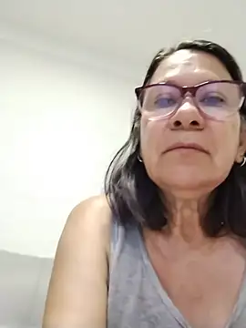 victoria wayne online show from July 8, 8:19 am