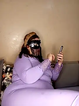 patrona sexooo online show from April 6, 7:59 pm