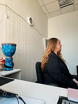 Juicy PeachLux online show from March 15, 7:14 am