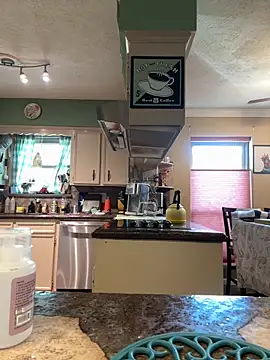 superbearboss online show from April 16, 10:23 pm