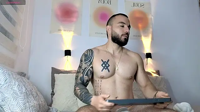 Isaac Carter online show from March 7, 10:45 am