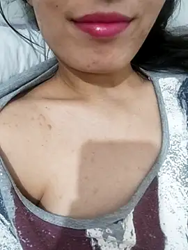 Snapshot of saraaxx1 chatting on March 15, 2:12 pm saraaxx1 online show from March 15, 2:12 pm