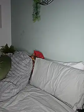 Saucy-Serenity online show from March 13, 8:15 pm