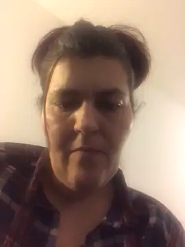 Curvy-Essex-Milf online show from March 8, 7:09 pm