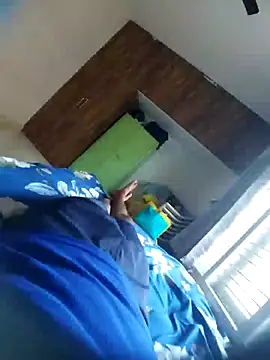 Snapshot of Zombiejack chatting on March 22, 10:39 am Zombiejack online show from March 22, 10:39 am