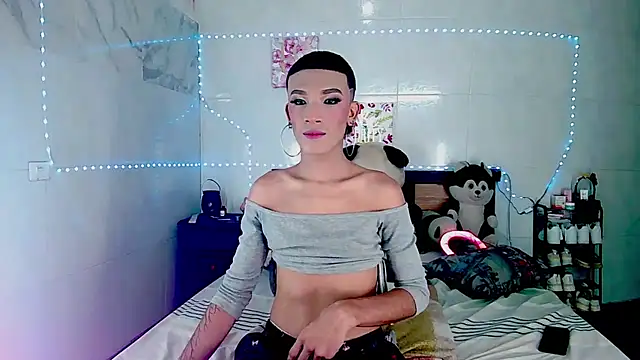 KimberlyXtreme online show from October 10, 10:20 pm