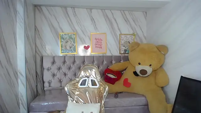 Snapshot of _wendy_b chatting on March 12, 7:49 pm  wendy b online show from March 12, 7:49 pm