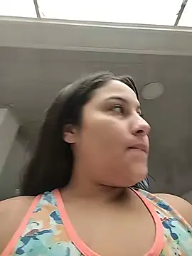 Snapshot of esmeralda_jadees chatting on June 20, 9:17 pm esmeralda jadees online show from June 20, 9:17 pm