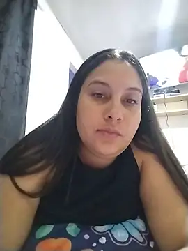 Snapshot of esmeralda_jadees chatting on June 22, 12:13 am esmeralda jadees online show from June 22, 12:13 am