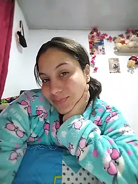 Snapshot of esmeralda_jadees chatting on July 17, 12:01 pm esmeralda jadees online show from July 17, 12:01 pm