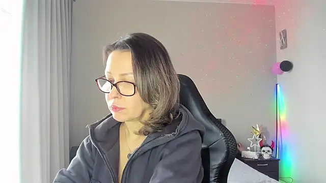 Snapshot of MANKAmmm1 chatting on March 12, 1:40 pm MANKAmmm1 online show from March 12, 1:40 pm