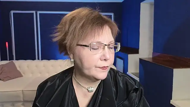 Snapshot of Kira_Kenet chatting on March 10, 2:37 pm Kira Kenet online show from March 10, 2:37 pm