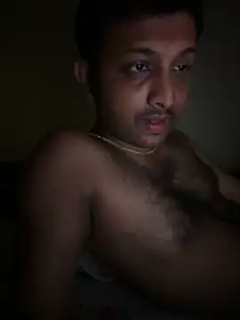 Snapshot of MIRTHICK2002 chatting on February 6, 1:03 pm MIRTHICK2002 online show from February 6, 1:03 pm