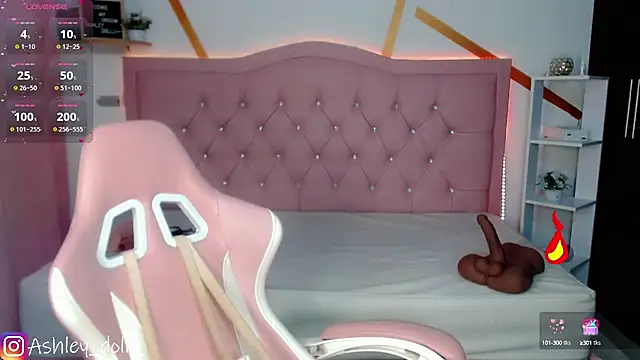 Ashley dolll online show from October 5, 9:02 pm