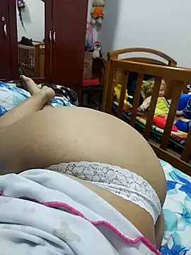 Snapshot of dafne_132907 chatting on October 14, 6:42 pm dafne 132907 online show from October 14, 6:42 pm