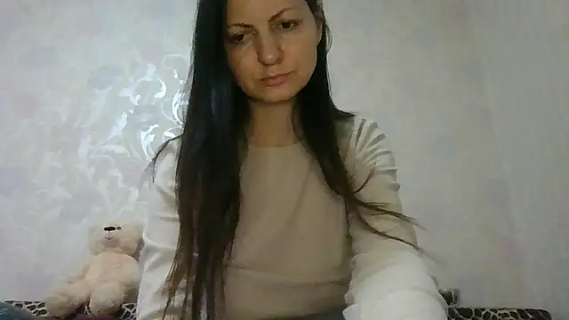 Snapshot of AliseWats chatting on May 14, 8:48 pm AliseWats online show from May 14, 8:48 pm