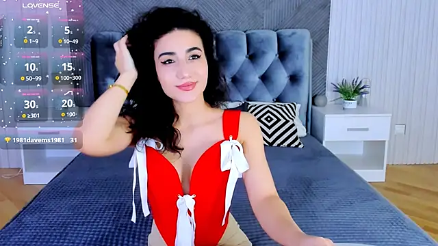 Maya Rogerss online show from November 8, 2:39 pm