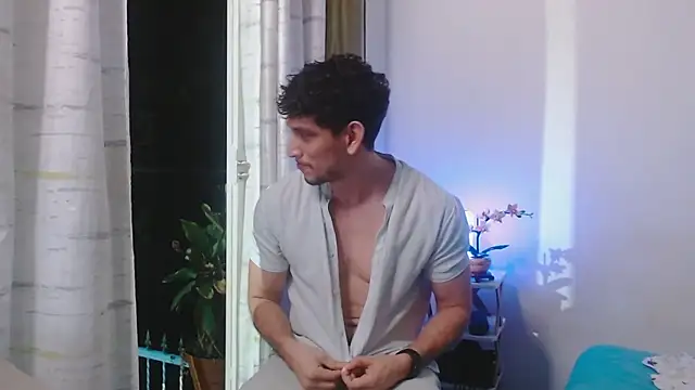 chicoinhibido online show from June 11, 4:21 am