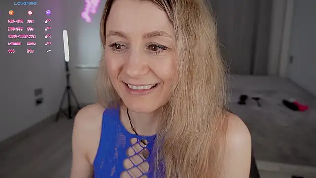   Milana     online show from March 22, 5:27 pm