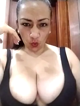 Carlasm- online show from December 18, 11:11 pm