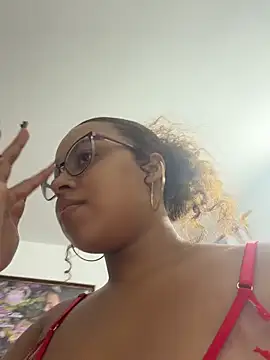 AlesiaCooper online show from May 26, 2:51 am