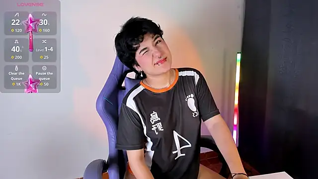 emma cute7 online show from March 15, 10:32 am