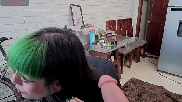 freyaa sorcerees online show from October 29, 5:25 pm