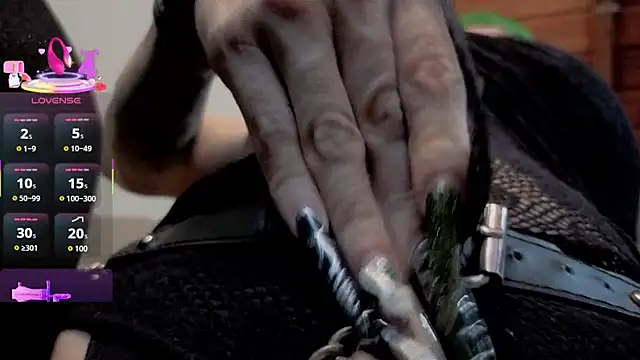 freyaa sorcerees online show from February 3, 1:26 am